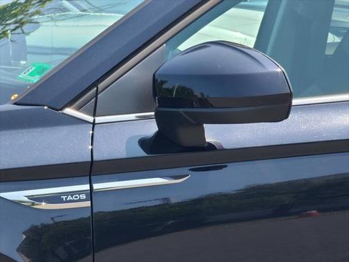 2022 Volkswagen Taos 1.5T SEL