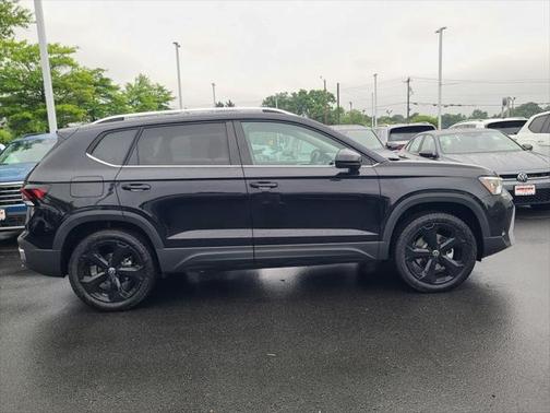 2025 Volkswagen Taos 1.5T SEL