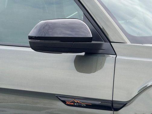 2026 Volkswagen Atlas Peak Edition