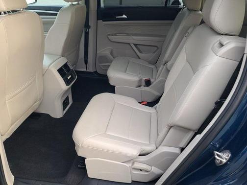 2022 Volkswagen Atlas 3.6L SE w/Technology