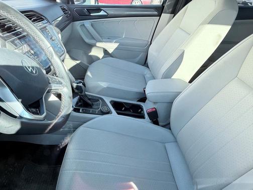 2023 Volkswagen Tiguan 2.0T SE R-Line Black 4MOTION