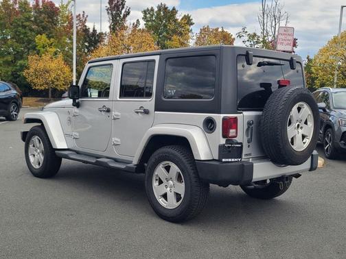 2011 Jeep Wrangler Unlimited Sahara