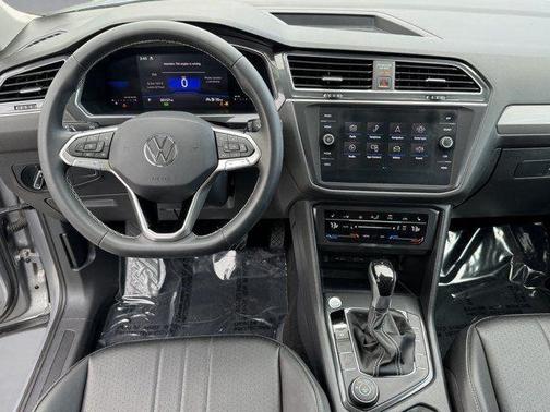Pyrite Silver Metallic 2023 Volkswagen Tiguan 2.0T SE 4MOTION