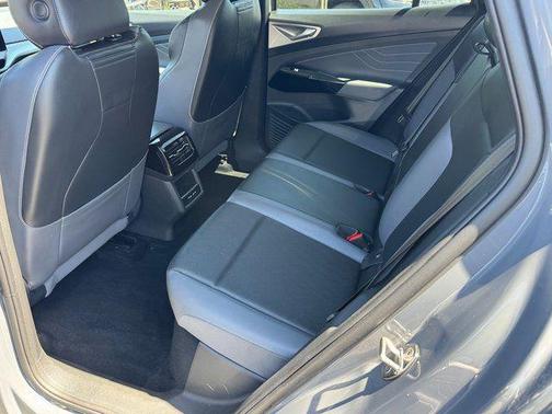 Deep Black Pearl 2023 Volkswagen ID.4 Pro S