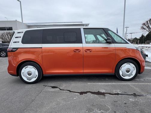 2025 Volkswagen ID. Buzz 1st Edition with 4MOTION