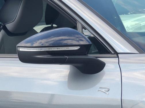 2025 Volkswagen Tiguan 2.0T SE R-Line Black 4MOTION
