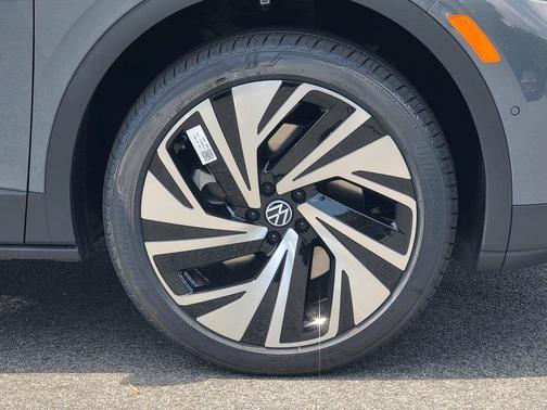 2025 Volkswagen ID.4 Pro S Plus