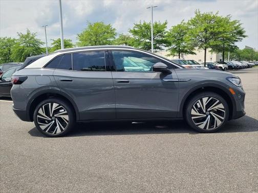 2025 Volkswagen ID.4 Pro S Plus