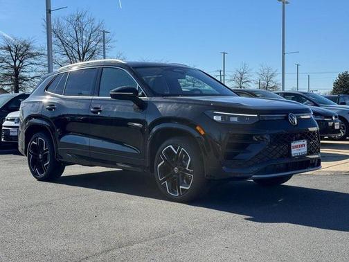 2026 Volkswagen Tiguan 2.0T SEL R-Line 4MOTION