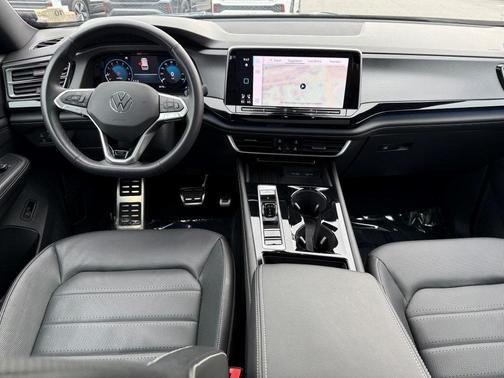 2025 Volkswagen Atlas Cross Sport 2.0T SEL