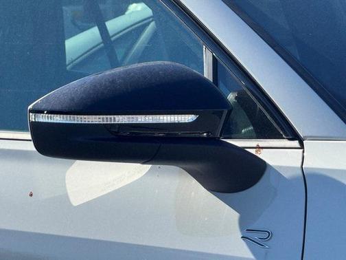 2026 Volkswagen Tiguan 2.0T SE R-Line Black 4MOTION