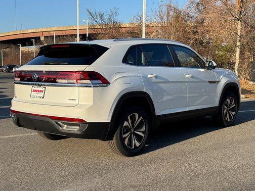 2026 Volkswagen Atlas Cross Sport 2.0T SE