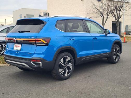 Blue 2026 Volkswagen Taos SE