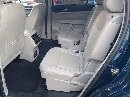 2022 Volkswagen Atlas 3.6L SE w/Technology