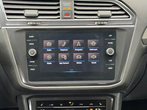Platinum Gray Metallic 2024 Volkswagen Tiguan 2.0T SE R-Line Black 4MOTION