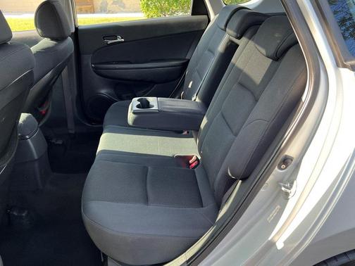 2010 Hyundai ELANTRA SE