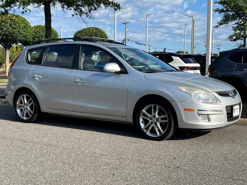 2010 Hyundai ELANTRA SE