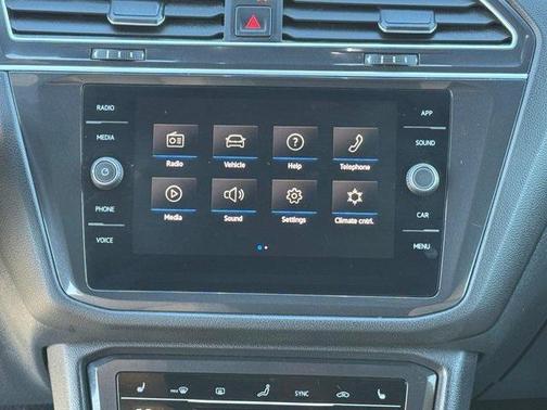 2024 Volkswagen Tiguan 2.0T SE 4MOTION