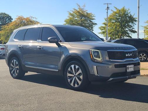 2022 Kia Telluride S