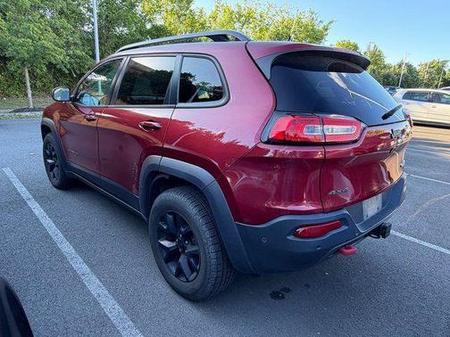 Deep Cherry Red Crystal 2016 Jeep Cherokee Trailhawk