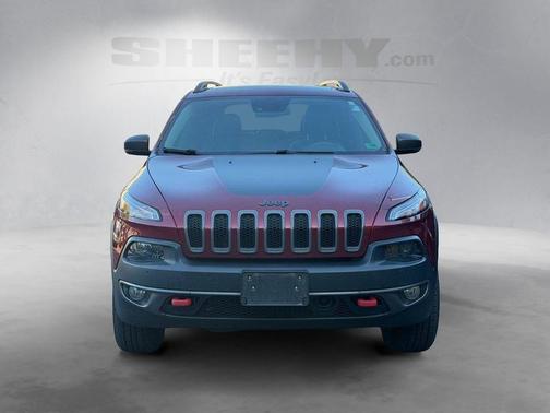 Deep Cherry Red Crystal 2016 Jeep Cherokee Trailhawk