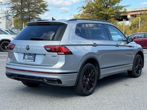 2022 Volkswagen Tiguan 2.0T SE R-Line Black 4MOTION
