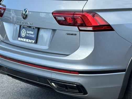 2022 Volkswagen Tiguan 2.0T SE R-Line Black 4MOTION
