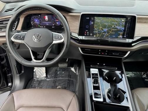 2025 Volkswagen Atlas 2.0T SEL