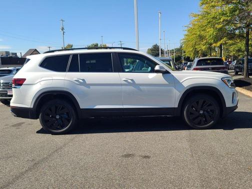 2026 Volkswagen Atlas 2.0T SE w/Technology 4MOTION