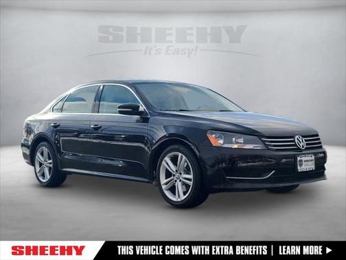 2014 Volkswagen Passat 1.8T Auto SE w/Sunroof & Nav