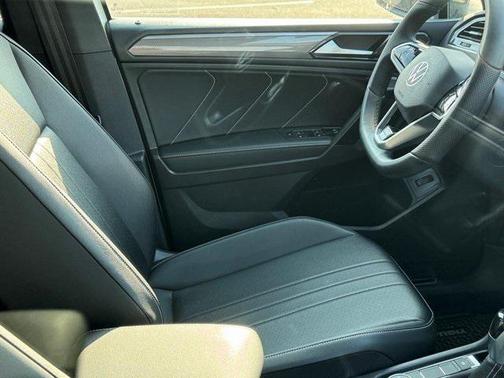 2022 Volkswagen Tiguan 2.0T SE R-Line Black 4MOTION