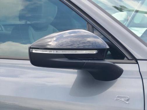 2025 Volkswagen Tiguan 2.0T SE R-Line Black 4MOTION