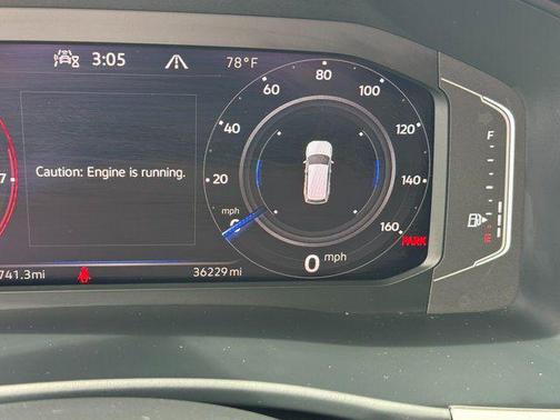 Silver Metallic 2023 Volkswagen Atlas 2.0T SE w/Technology 4MOTION