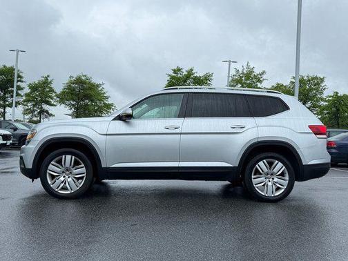 Reflex Silver Metallic 2019 Volkswagen Atlas 3.6L SE w/Technology