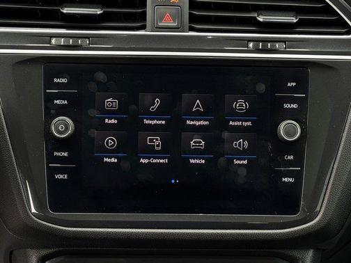 Silver Metallic 2024 Volkswagen Tiguan 2.0T SE 4MOTION