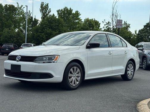 Candy White 2013 Volkswagen Jetta S