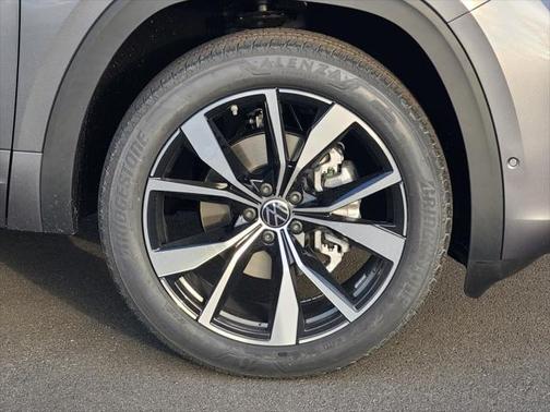 2025 Volkswagen Atlas 2.0T SEL Premium R-Line 4MOTION