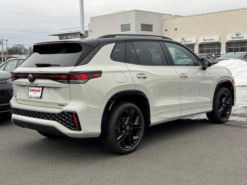 2026 Volkswagen Tiguan 2.0T SE R-Line Black 4MOTION