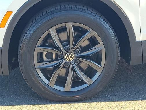 2023 Volkswagen Tiguan 2.0T SE 4MOTION