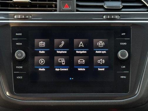 2024 Volkswagen Tiguan 2.0T SE 4MOTION