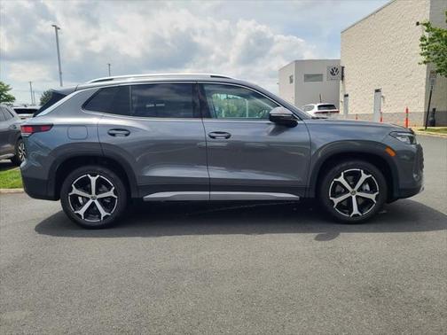 2025 Volkswagen Tiguan 2.0T SE 4MOTION