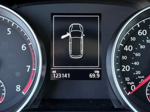 2016 Volkswagen Golf SportWagen TSI Limited Edition