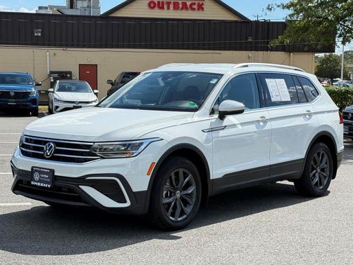 2022 Volkswagen Tiguan 2.0T SE