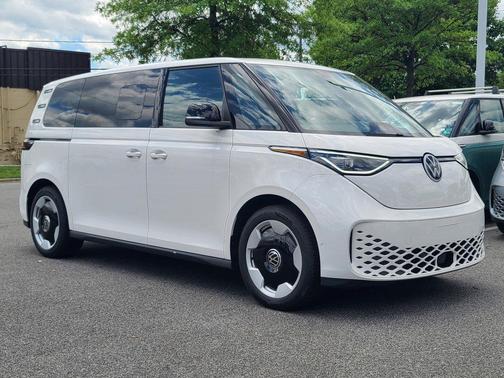 Candy White 2025 Volkswagen ID. Buzz Pro S