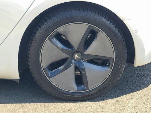 2019 Tesla Model 3 Performance