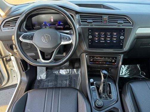 2024 Volkswagen Tiguan 2.0T SE 4MOTION