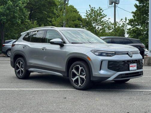 Silver Metallic 2026 Volkswagen Tiguan 2.0T SE 4MOTION