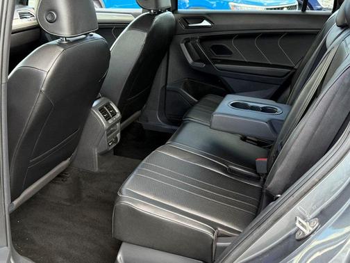 2022 Volkswagen Tiguan 2.0T SE R-Line Black 4MOTION