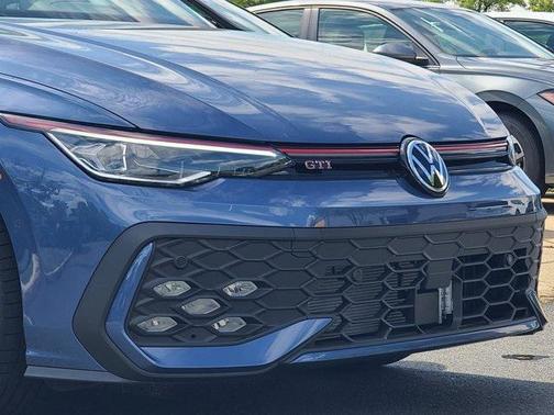 2025 Volkswagen Golf GTI 2.0T S DSG