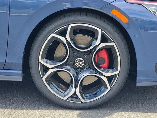 2025 Volkswagen Golf GTI 2.0T S DSG